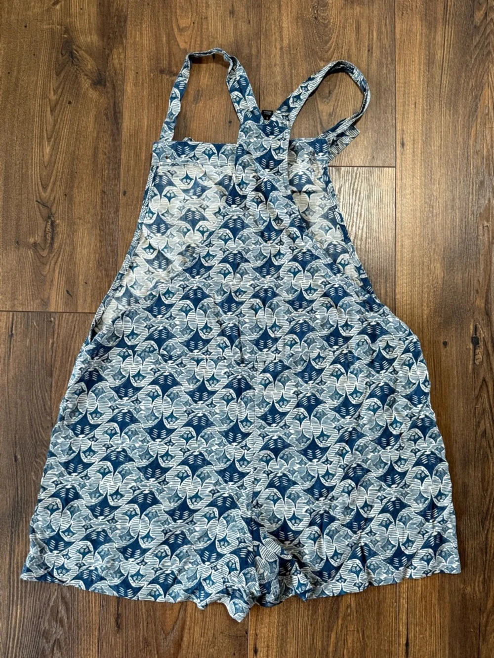 SOLD OUT - Picture 6 of 7